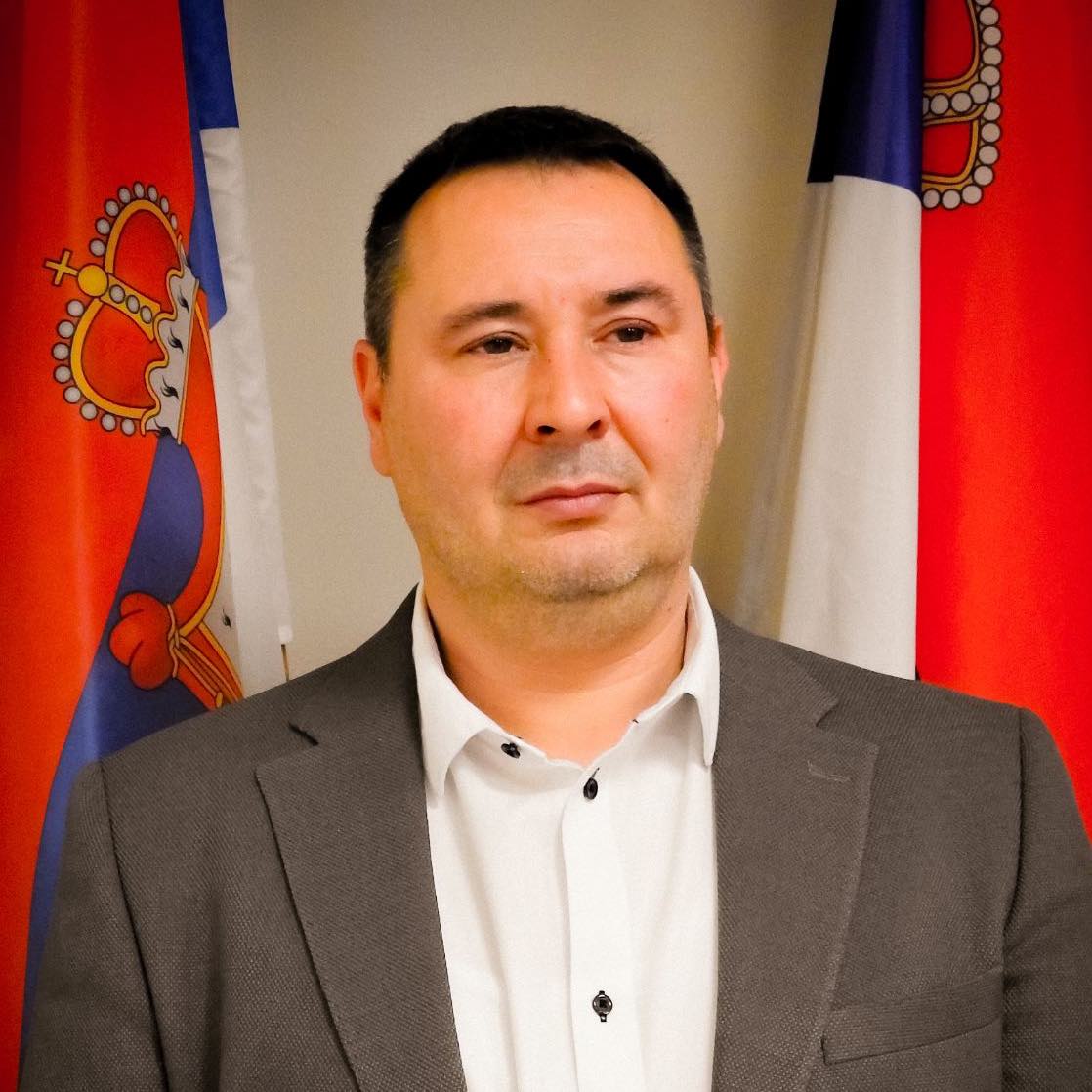  Zoran Semenović  