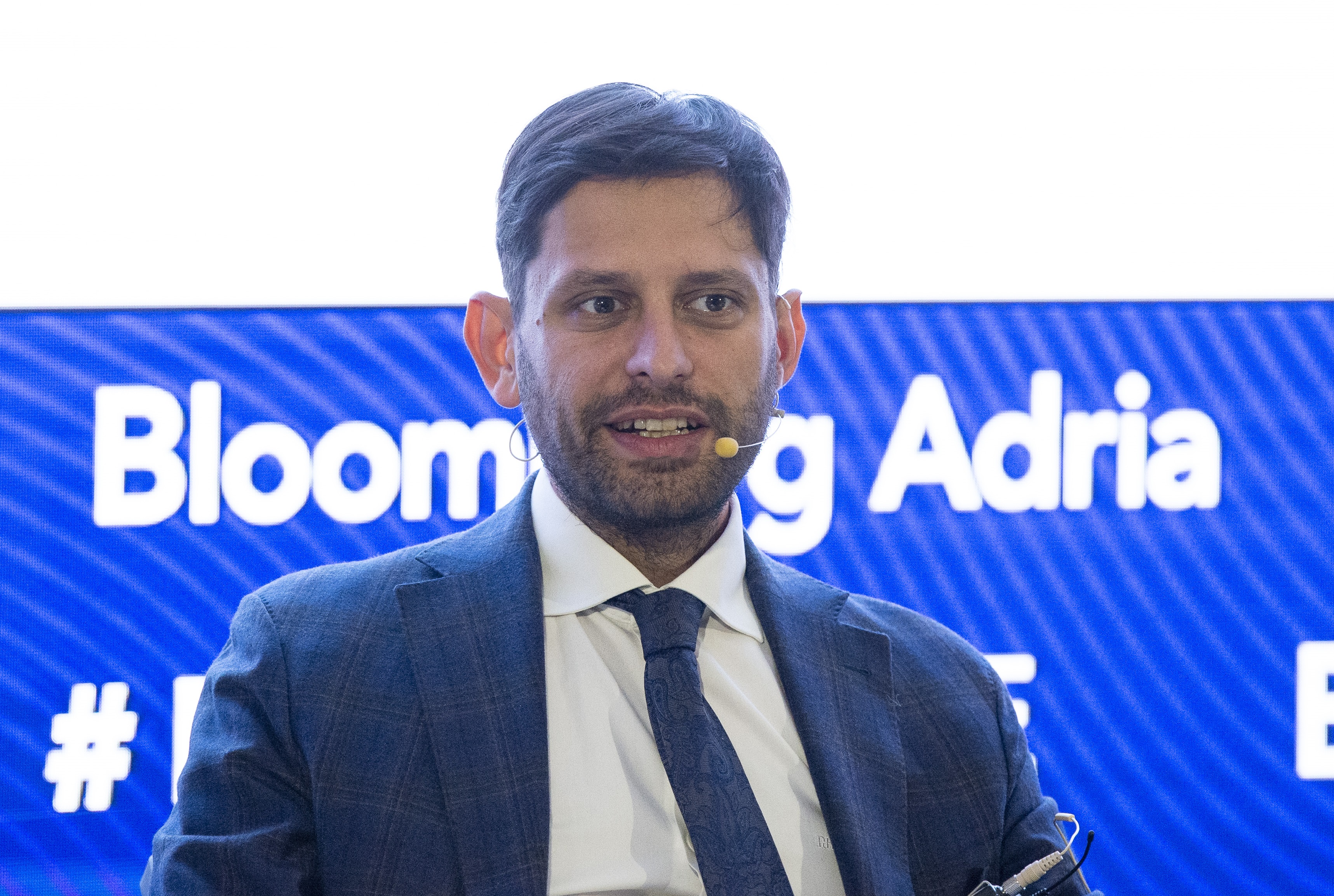 [Bloomberg Adria]  Bezgotovinska plaćanja rastu ogromnom brzinom 