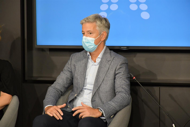 Privatno zdravstvo ima opremu i lekare za pomoć u borbi protiv kovida-19
