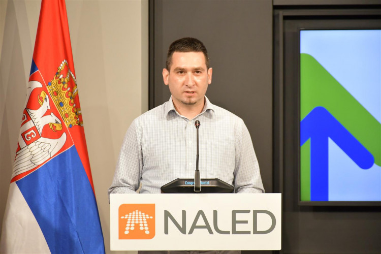 80.000 non-registered workers wait to be introduced in legal flows