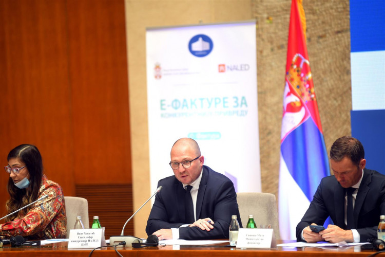 E-Invoices bring millions in savings and incomes to the economy and the state