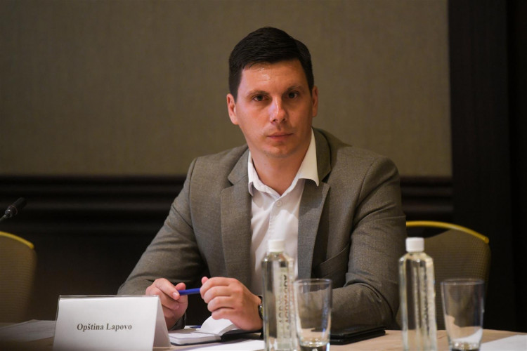 A club of cities and municipalities with a favorable business environment was established