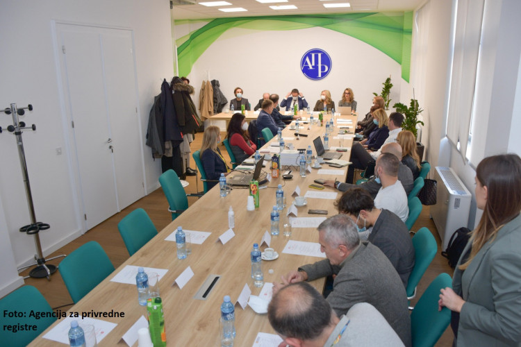 APR ugostio članove Saveza za imovinu i investicije NALED-a 