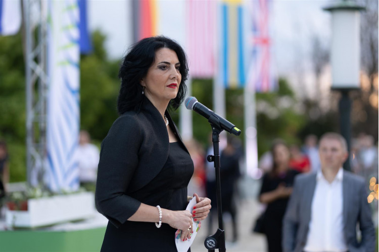 More than 1,000 guests joined the celebration of green-inspired September Gathering