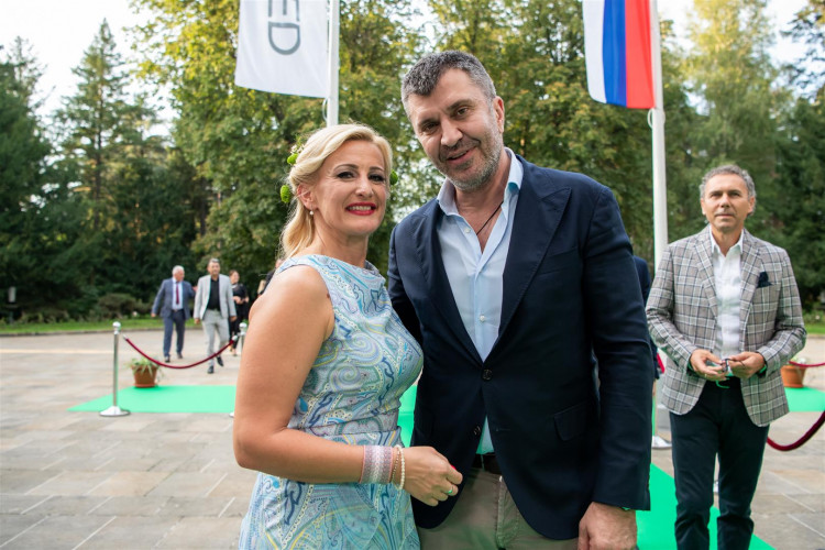 More than 1,000 guests joined the celebration of green-inspired September Gathering