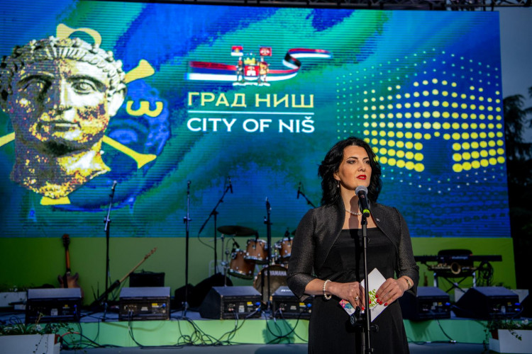 More than 1,000 guests joined the celebration of green-inspired September Gathering
