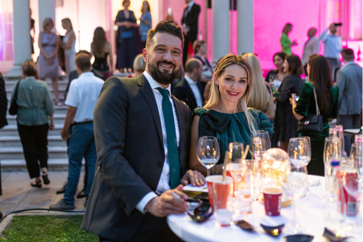 More than 1,000 guests joined the celebration of green-inspired September Gathering