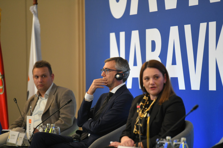 Građani bi prednost dali kvalitetu u odnosu na cenu, naručioci u 95% nabavki kupovali najjeftinije