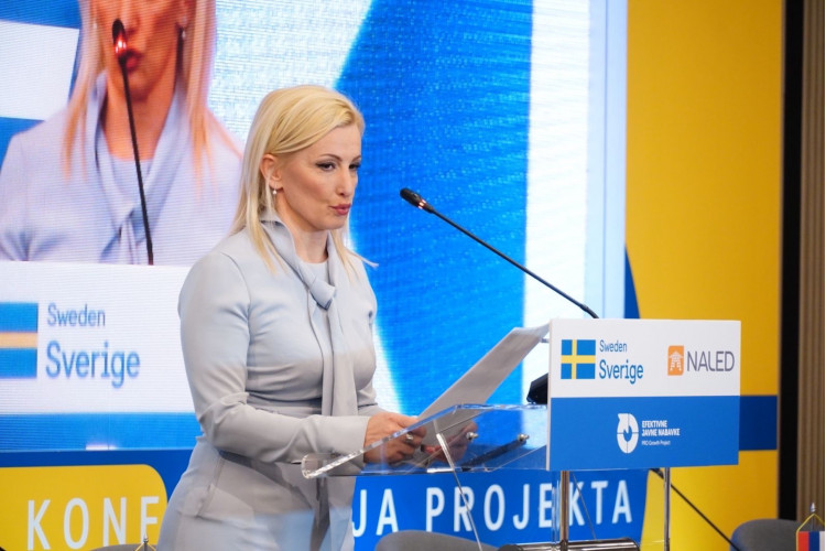 Građani bi prednost dali kvalitetu u odnosu na cenu, naručioci u 95% nabavki kupovali najjeftinije