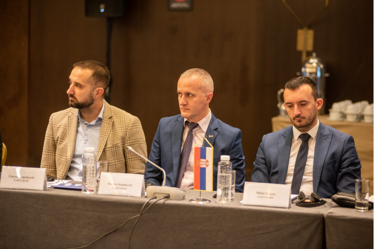Četbot MIA uslužila 80.000 građana i poštedela ih odlaska na šalter