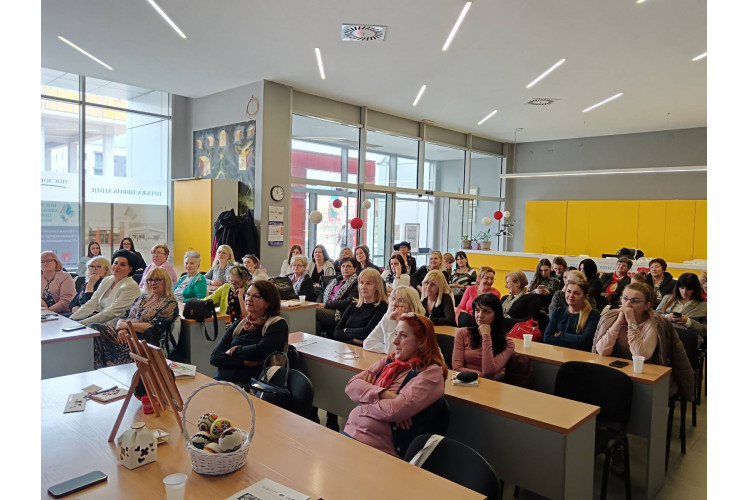 More than 200 women together for cultural tourism