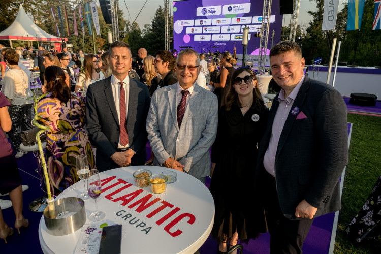 Žene budućnosti obeležile Septembarski susret