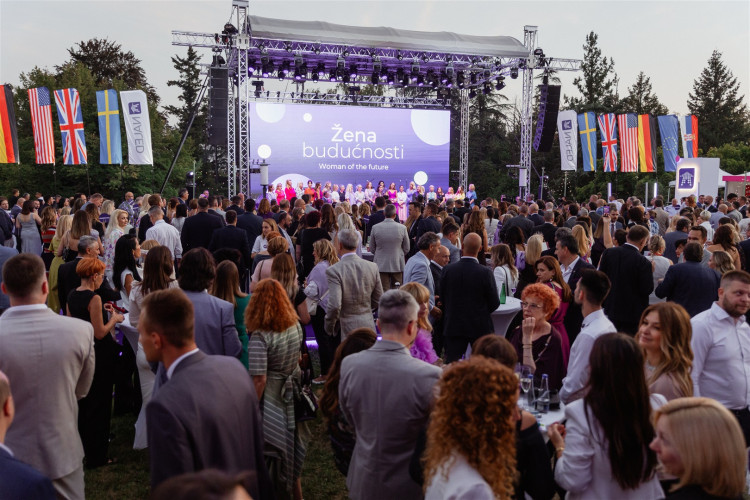 Žene budućnosti obeležile Septembarski susret