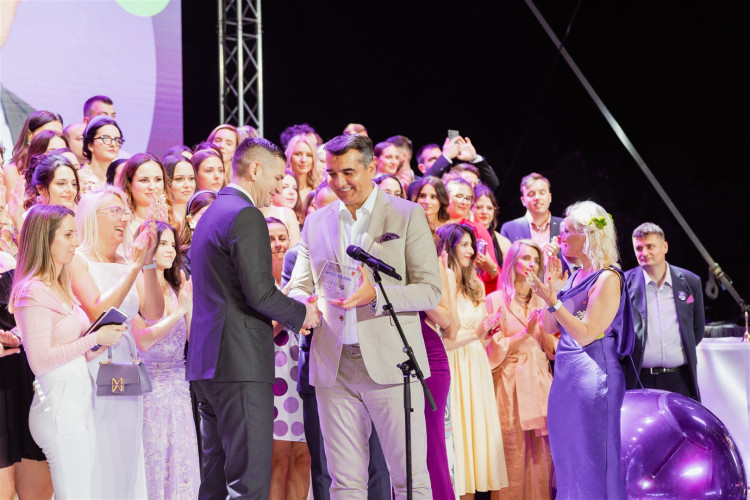 Žene budućnosti obeležile Septembarski susret