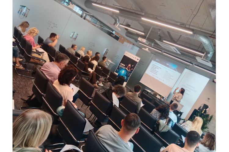 Microlearning and Employee Development Training within the CIPS Project