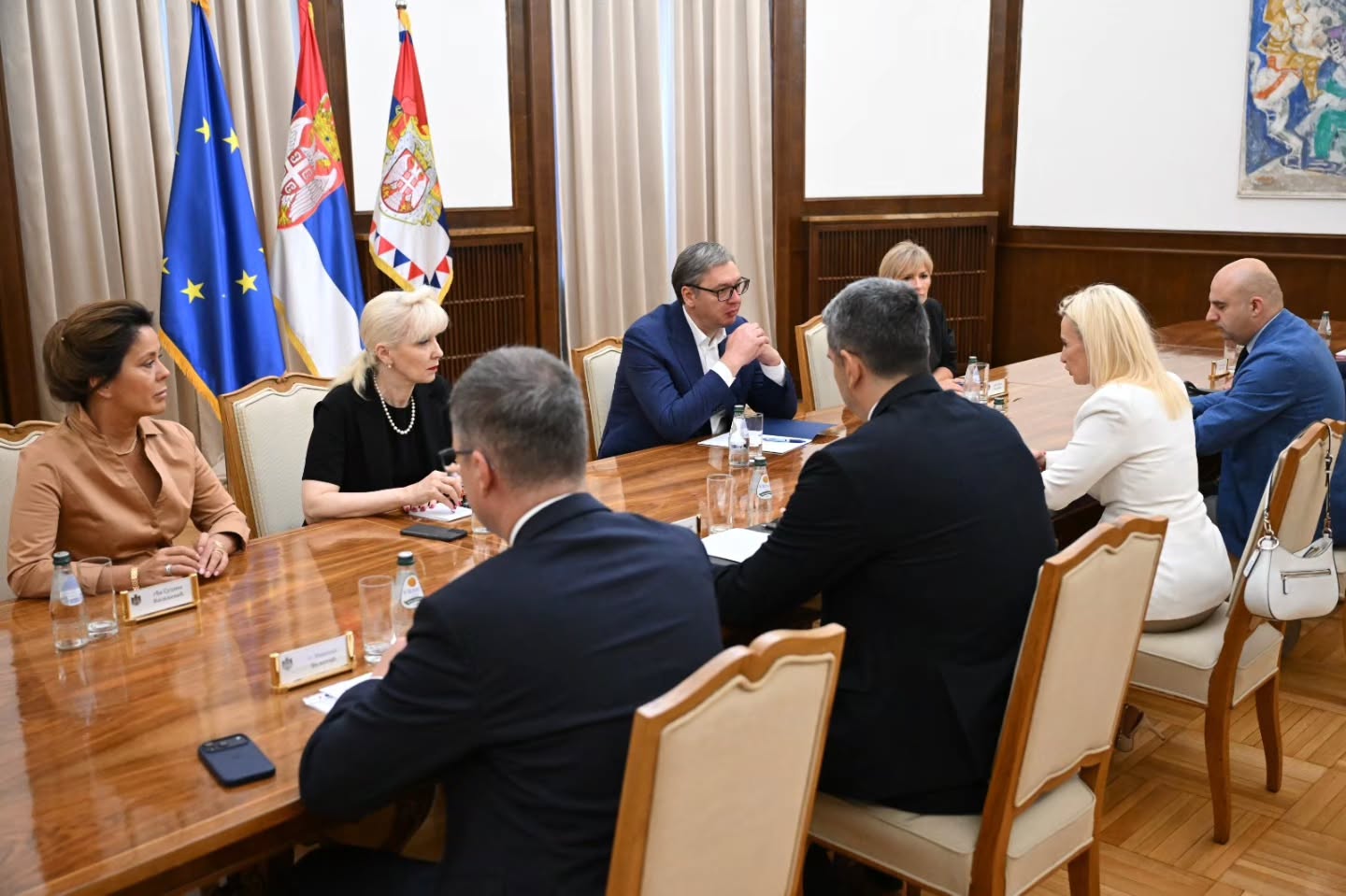 NALED predstavio predsedniku Vučiću prioritete za brži ekonomski razvoj 