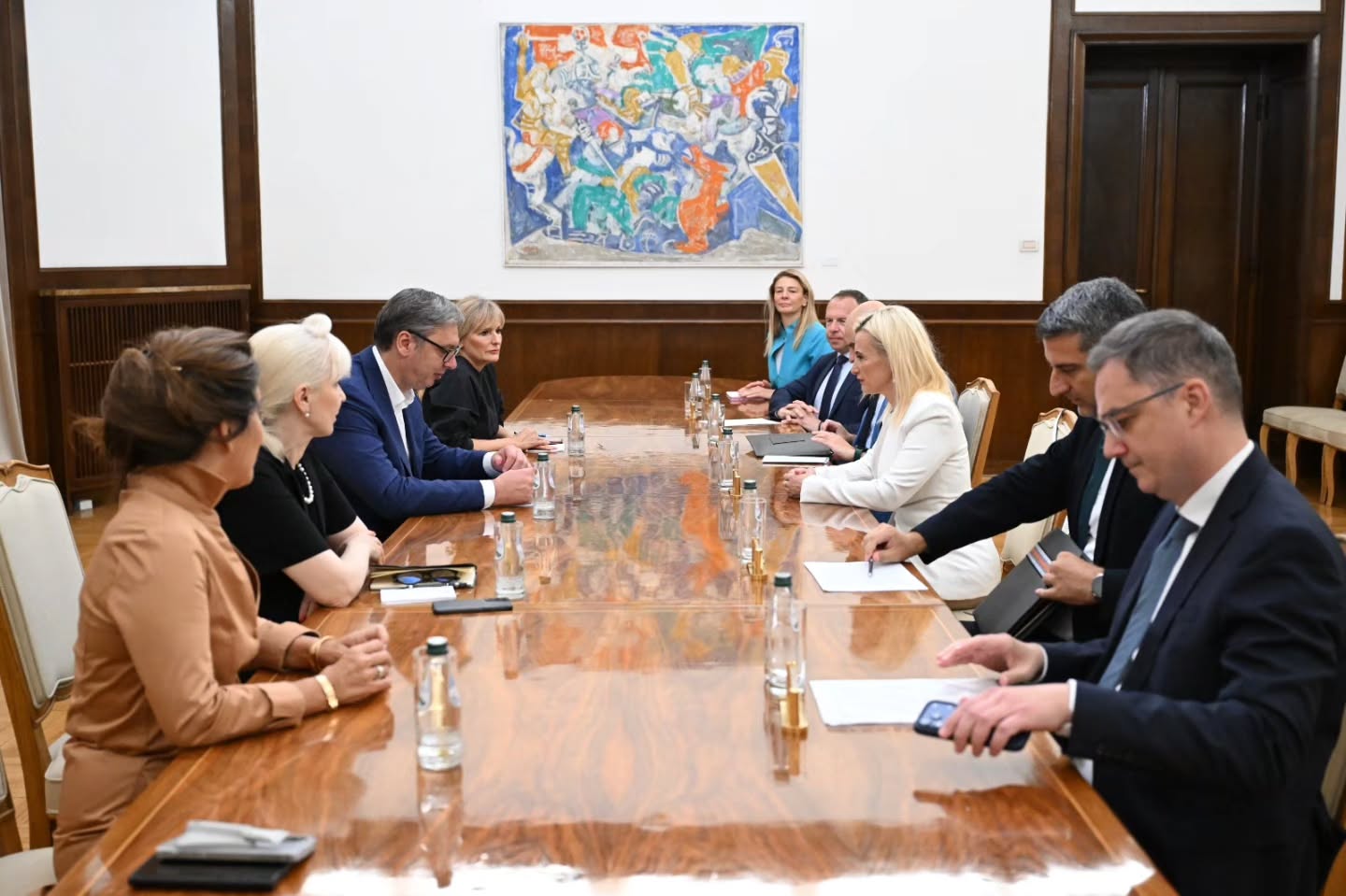 NALED predstavio predsedniku Vučiću prioritete za brži ekonomski razvoj 